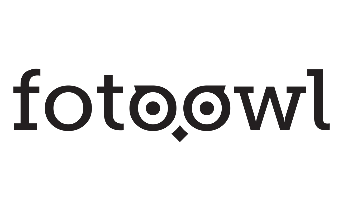 FotoOwl logo in black and white.